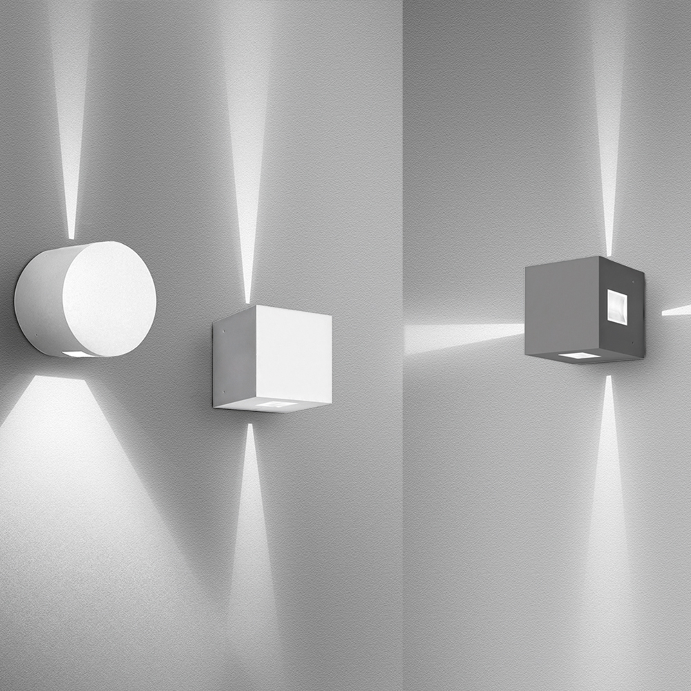 Effetto Round Wall LED Lamp by Artemide Lamps