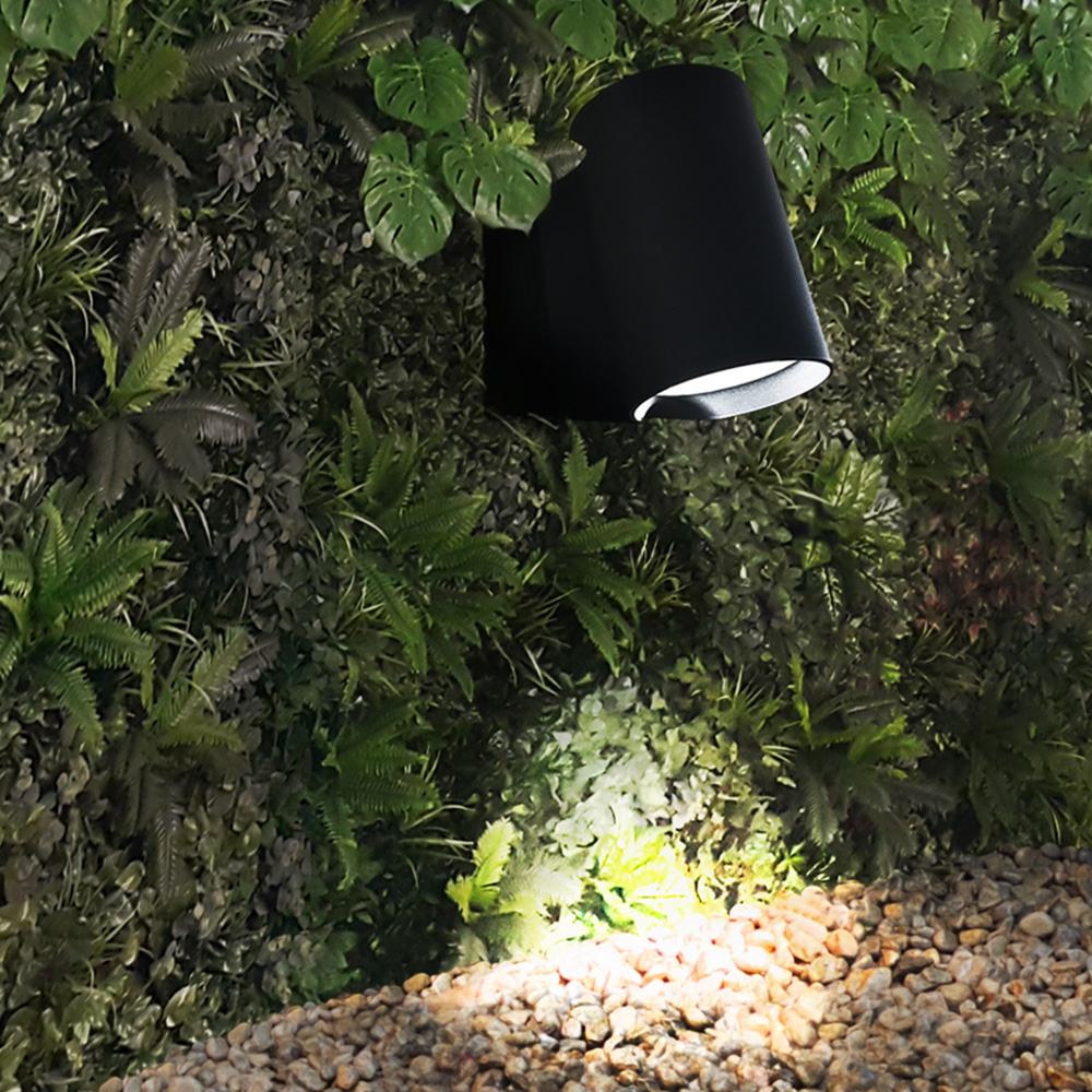 Oblique Wall Lamp by Artemide Lamps