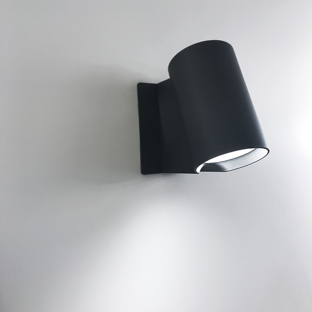 Oblique Wall Lamp by Artemide Lamps