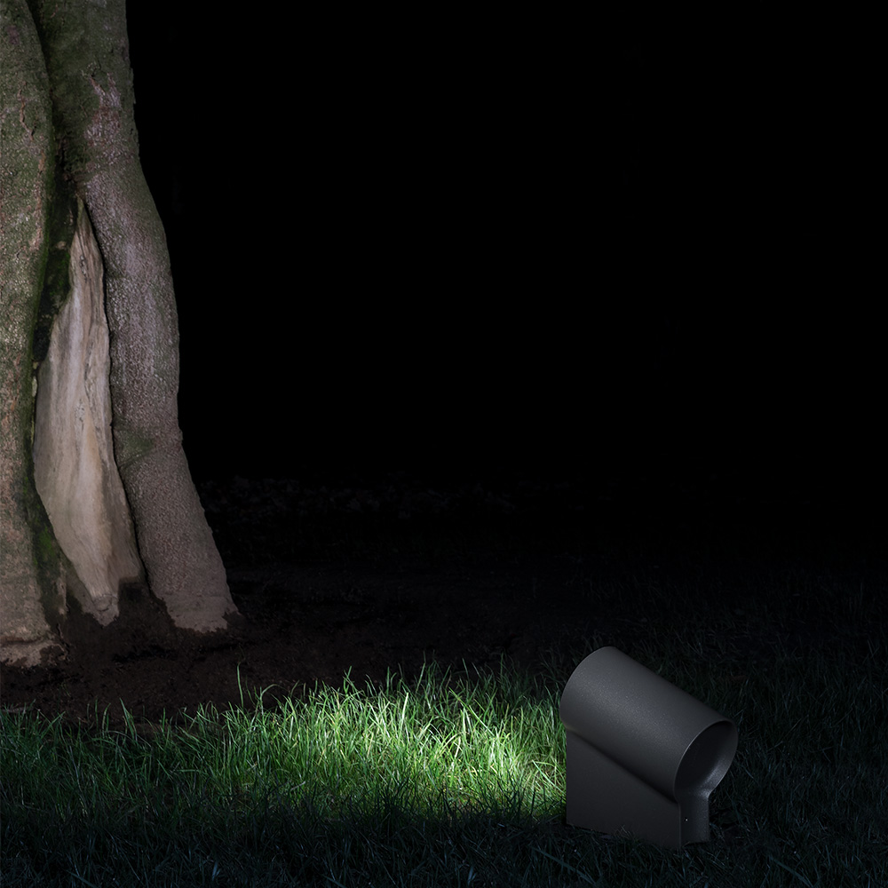 Oblique Floor Lamp by Artemide Lamps