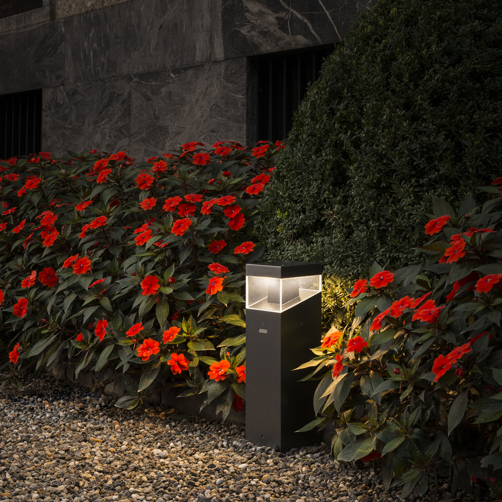 Tetragono Floor LED Lamp by Artemide Lamps