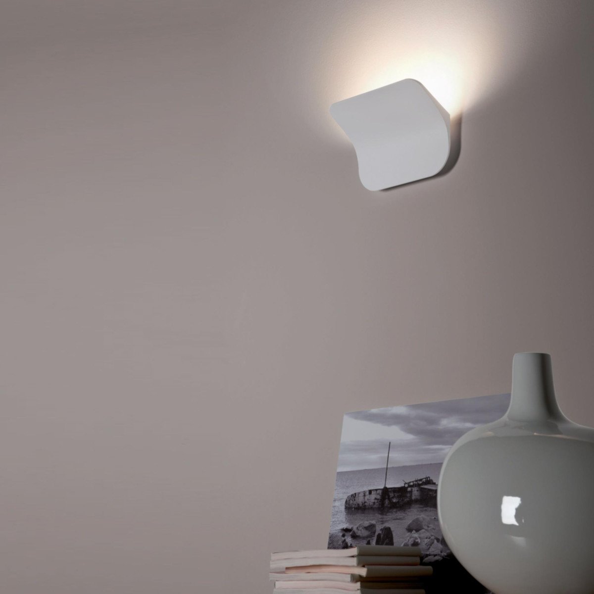 Cuma 20-26 Wall Lamp by Artemide Lamps