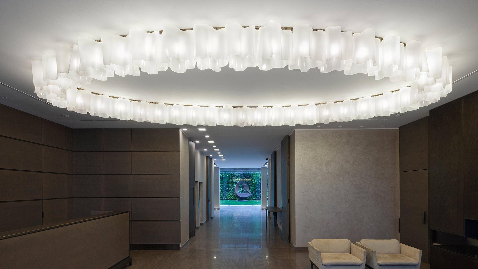 Logico Single Ceiling Lamp by Artemide Wall Lamps