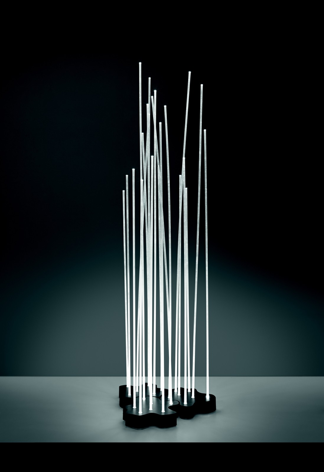Reeds indoor Floor Lamp by Artemide Floor Lamps