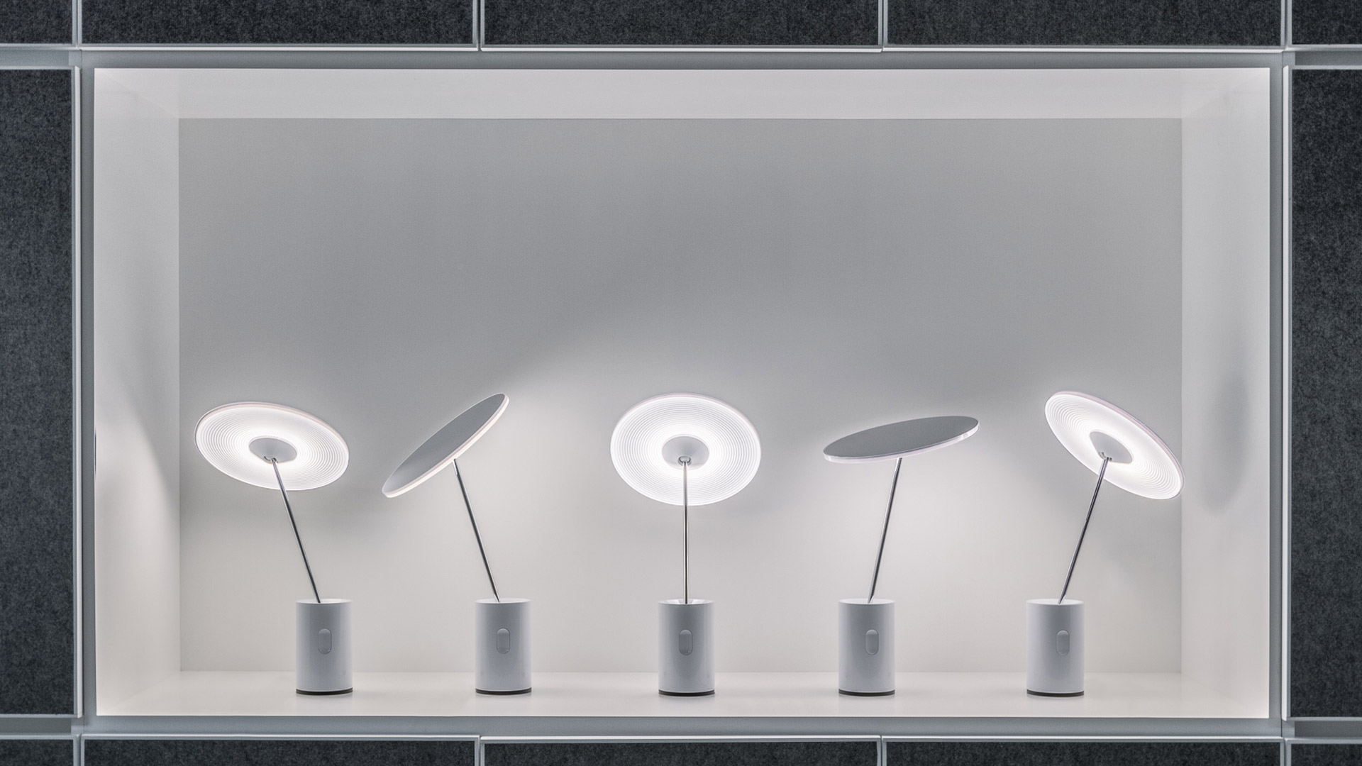 Sisifo Table Lamp by Artemide Lamps