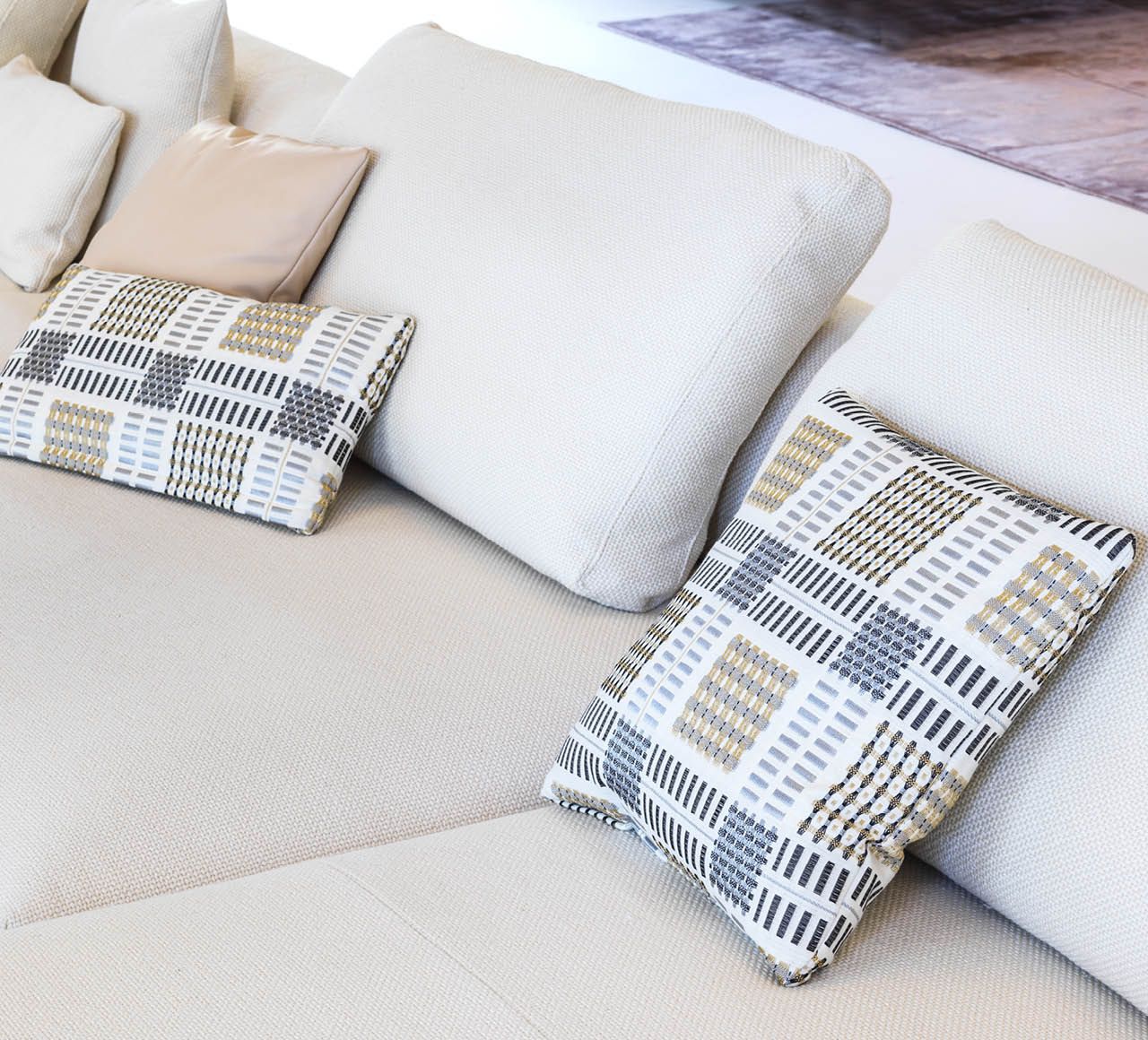 MOD Corner element with right ottoman by Driade Sofas