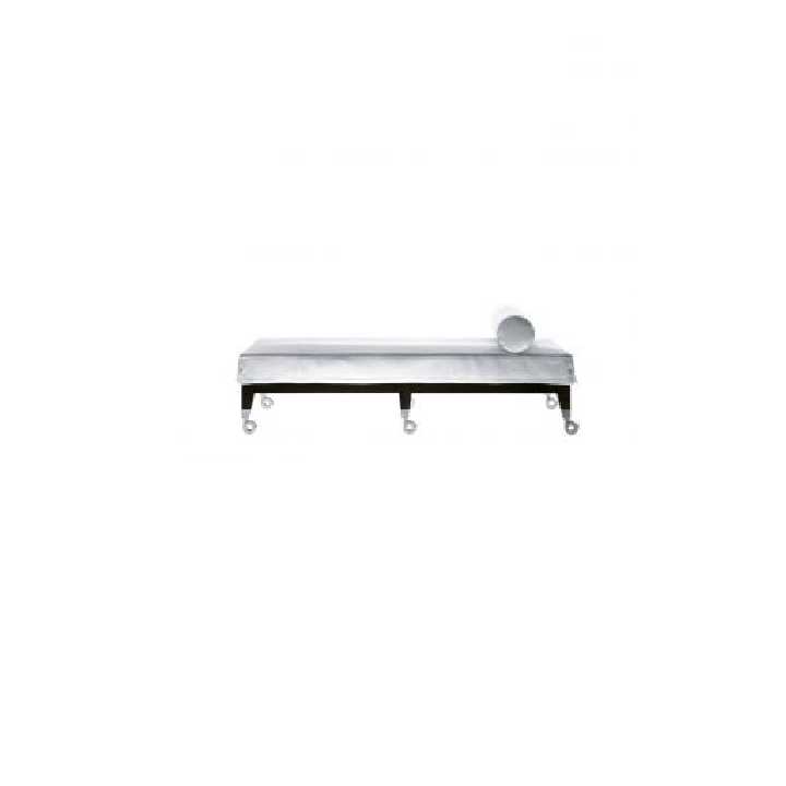 NEOZ Daybed with 1 throw cushions by Driade Armchairs And Sofas