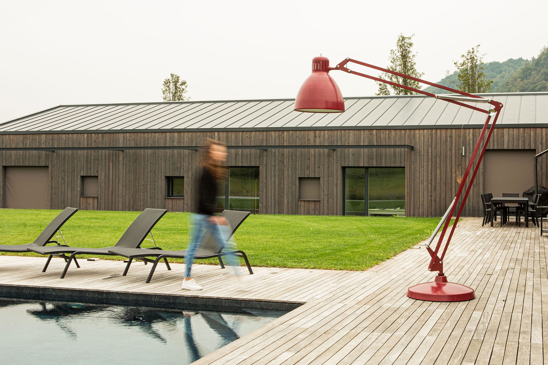 JJ GREAT OUTDOOR FLOOR LAMP by Leucos Lamps