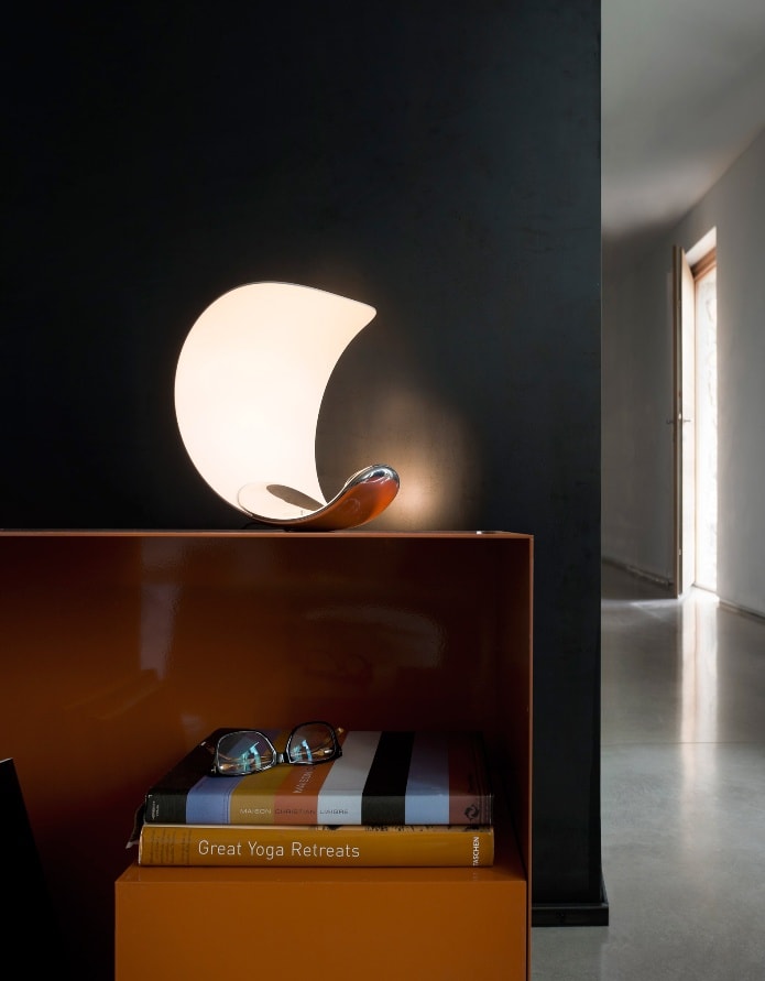 Curl Table Lamp by LucePlan Lamps