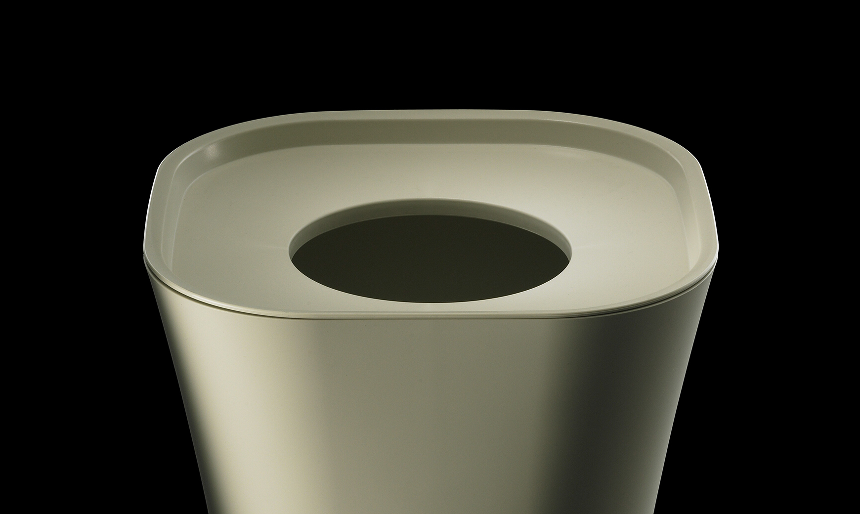 Trash Waste Paper Bin by Magis Accessories