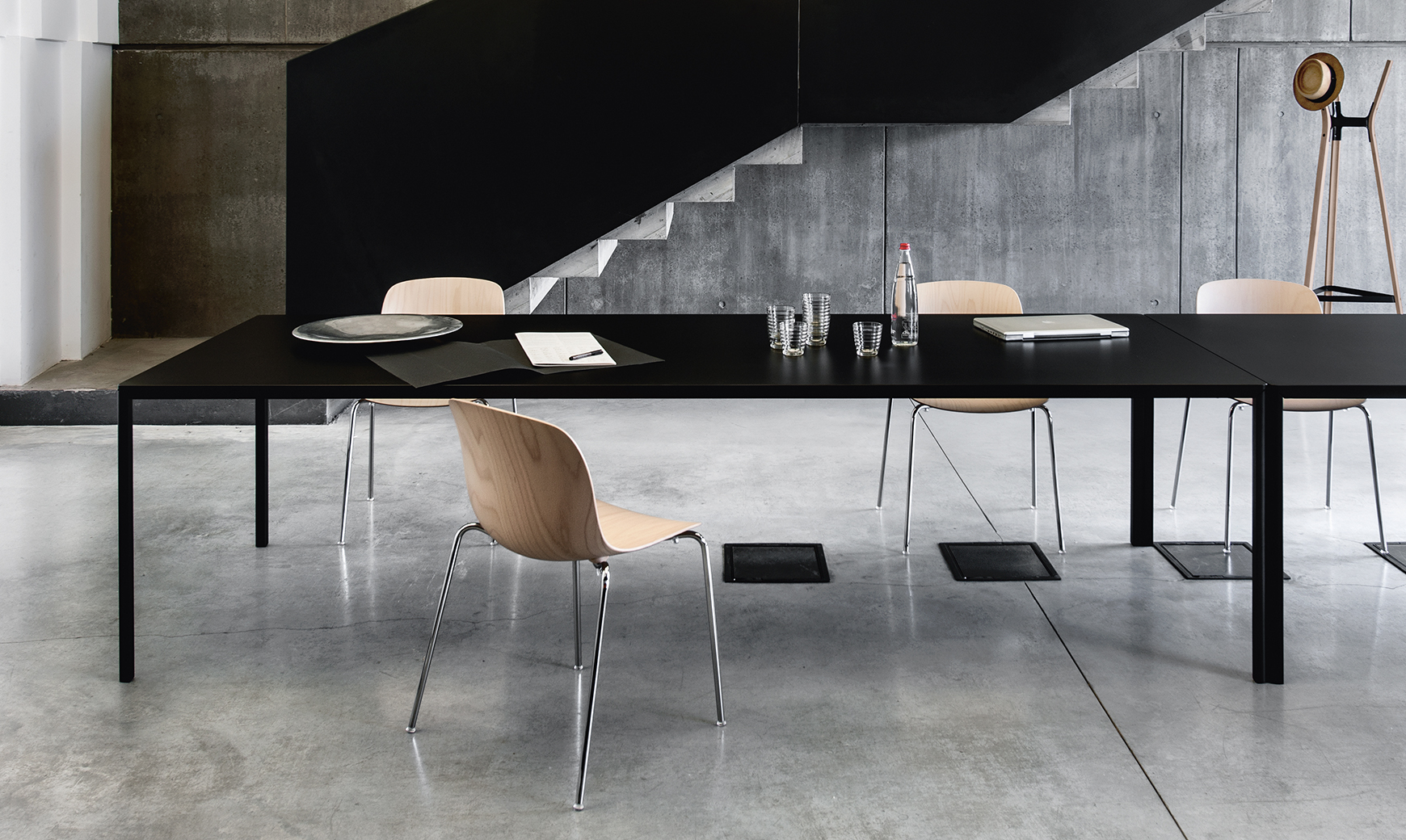 Passe-Partout Table by Magis Tables