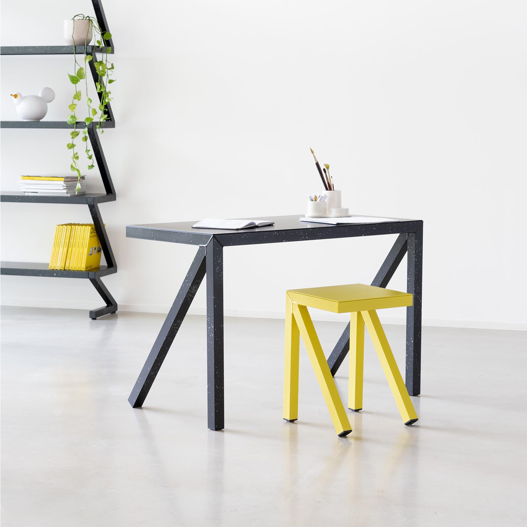 Bureaurama Table by Magis Tables