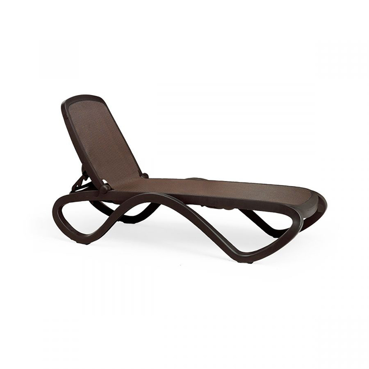 Omega Chaise Lounge by Nardi Lounge