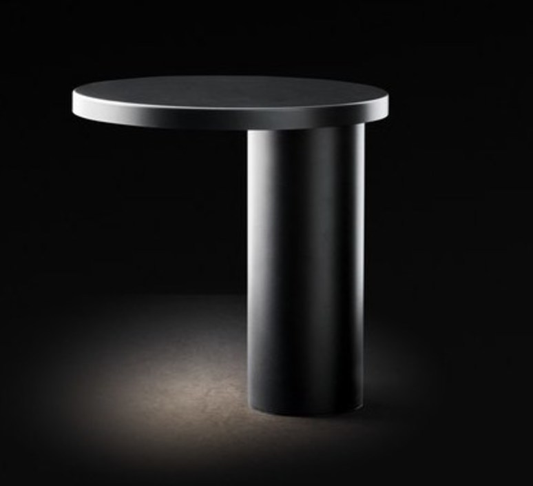 Cylinda Table Lamp 218 by Oluce Lamps