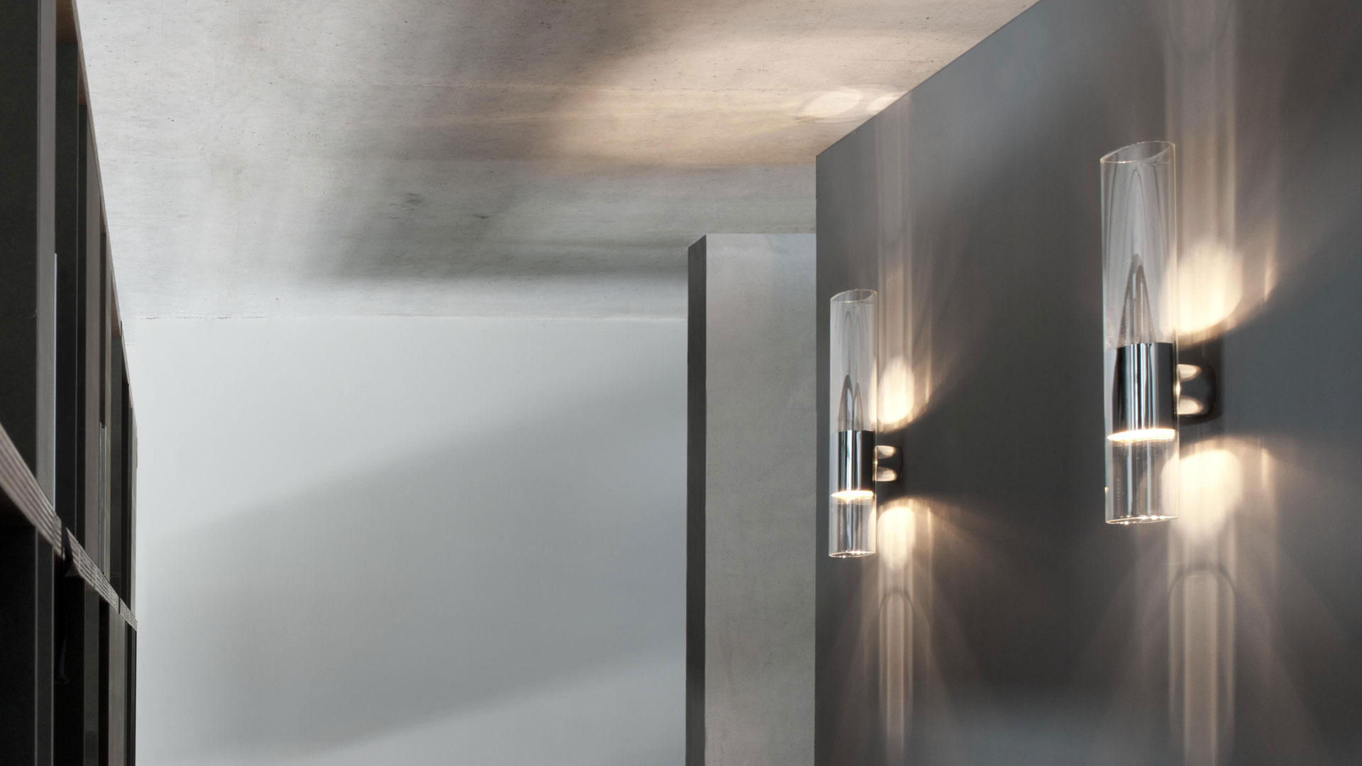 Line 147 Wall Lamp by Oluce Lamps