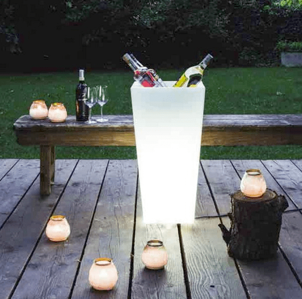 Kabin High Planter Illuminated by Serralunga Planters Illuminated