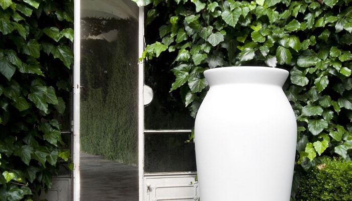 June Outdoor Pot by Serralunga Planters Round