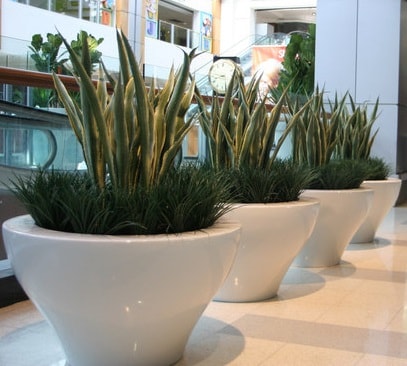 Ming Planters Pot by Serralunga Planters Round