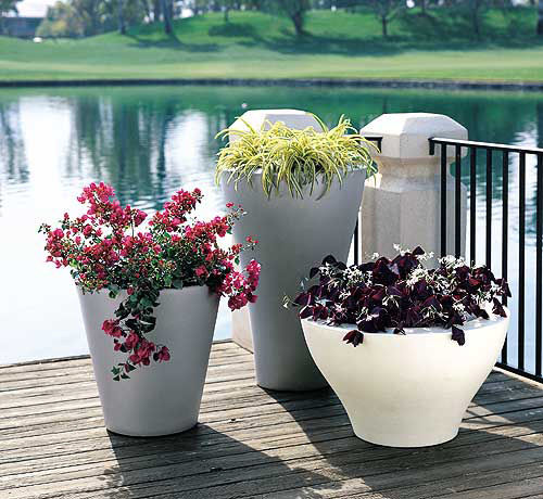 Ming Planters Pot by Serralunga Planters Round