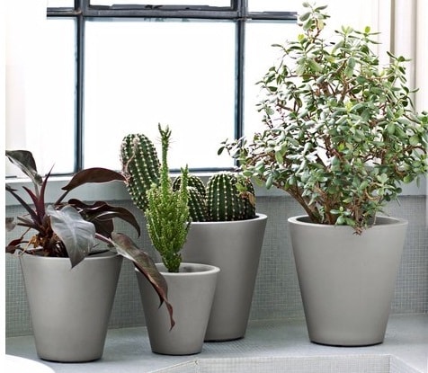 New Pot Planters 23, 28 by Serralunga Planters Round