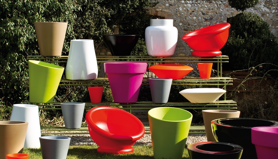 Vase Three Planters by Serralunga Planters Round
