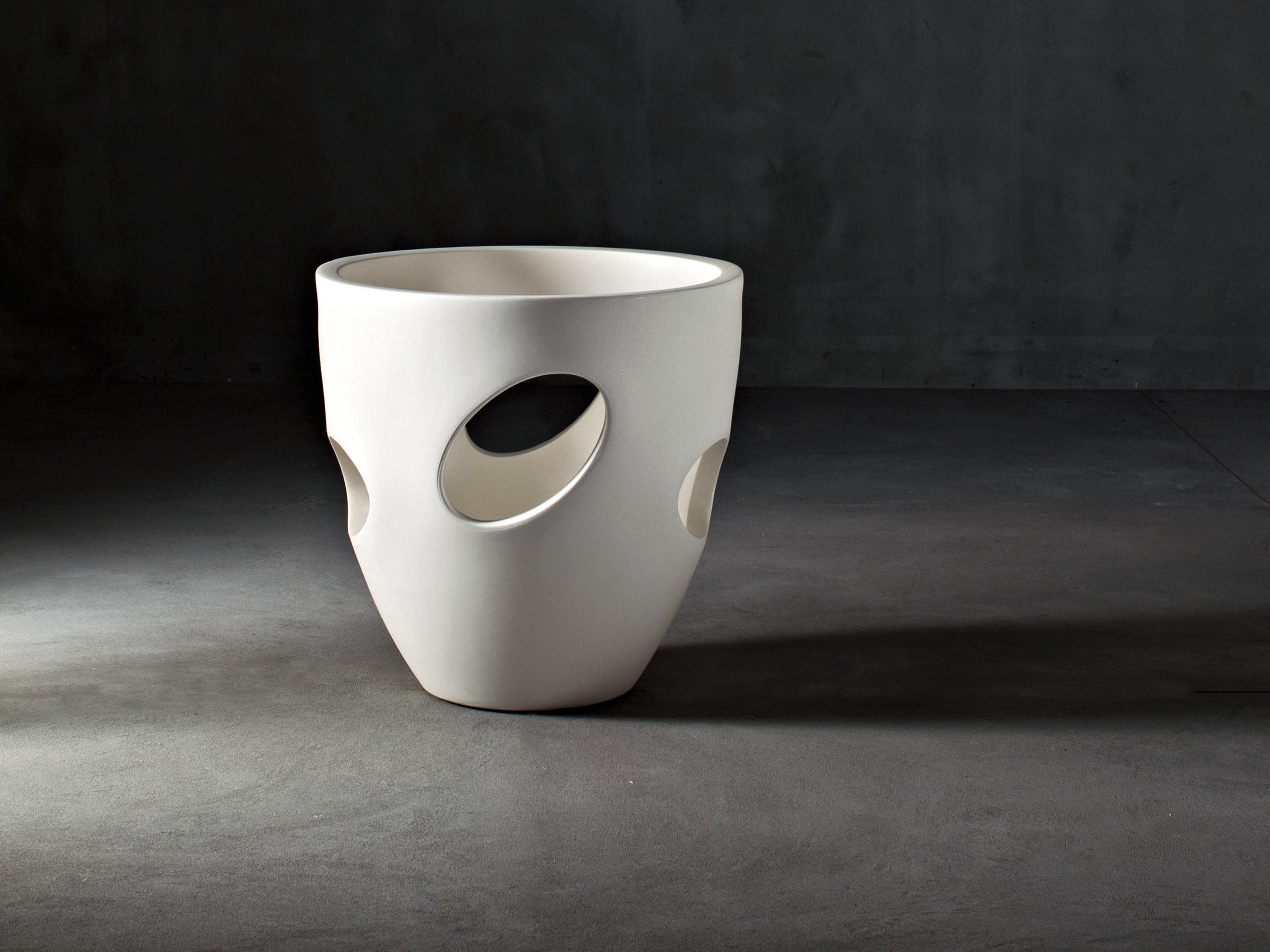 Holepot Outdoor Pot by Serralunga Planters Round