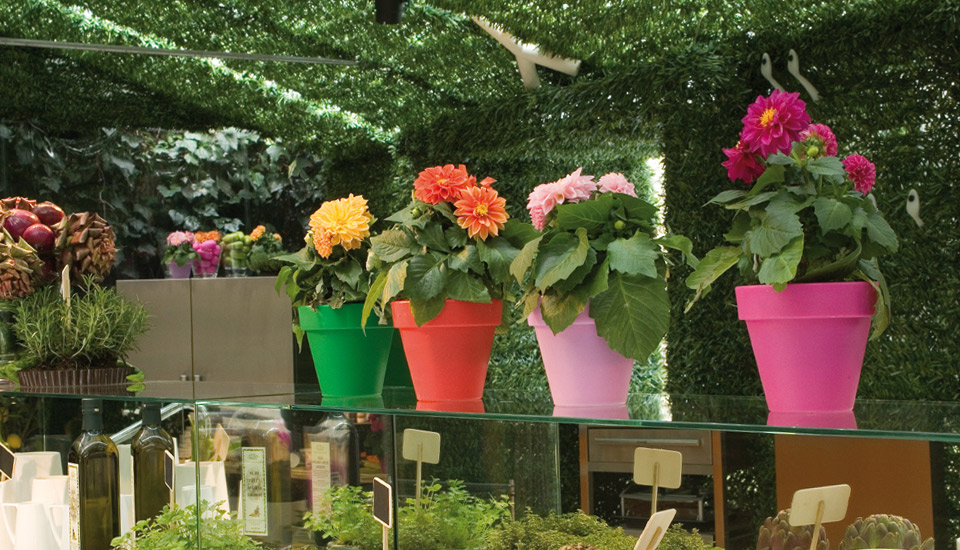 Vase Etto Planter Pot by Serralunga Planters Round