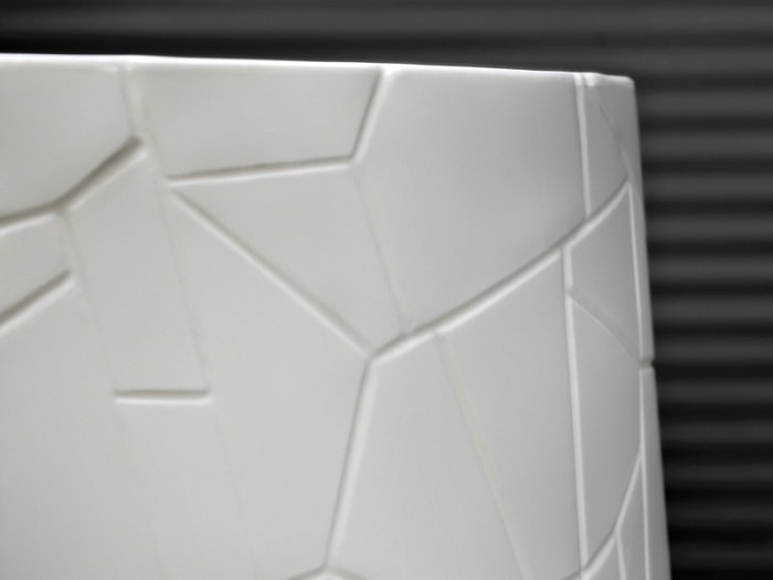 Memory Outdoor Pot by Serralunga Planters Round