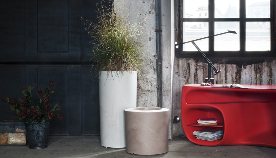 Tubini Outdoor Pot by Serralunga Planters Round