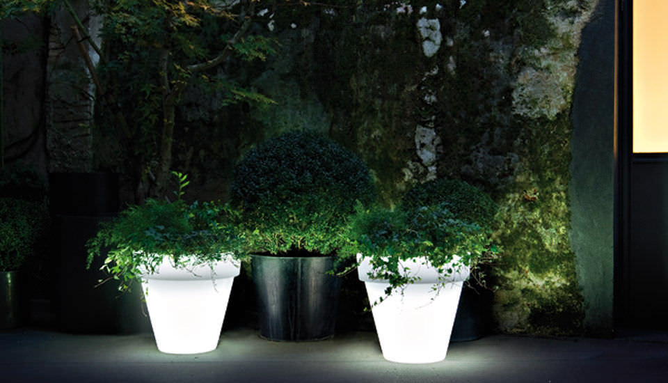 Vas Illuminated Planter by Serralunga Planters Illuminated