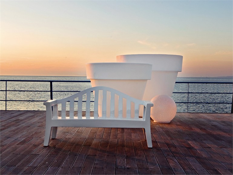 Vas -Two and Big BO Outdoor Planter by Serralunga Planters Round