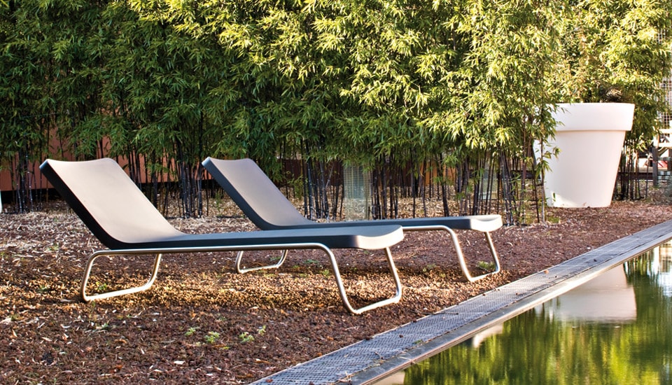 Vas -Two and Big BO Outdoor Planter by Serralunga Planters Round