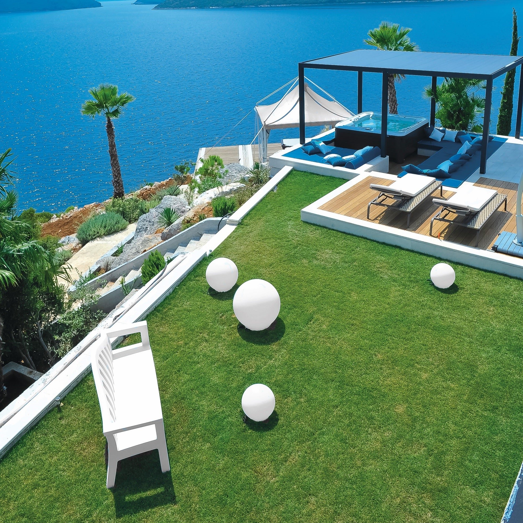Atmosfera Outdoor Floor Lamp by Serralunga Floor Lamps