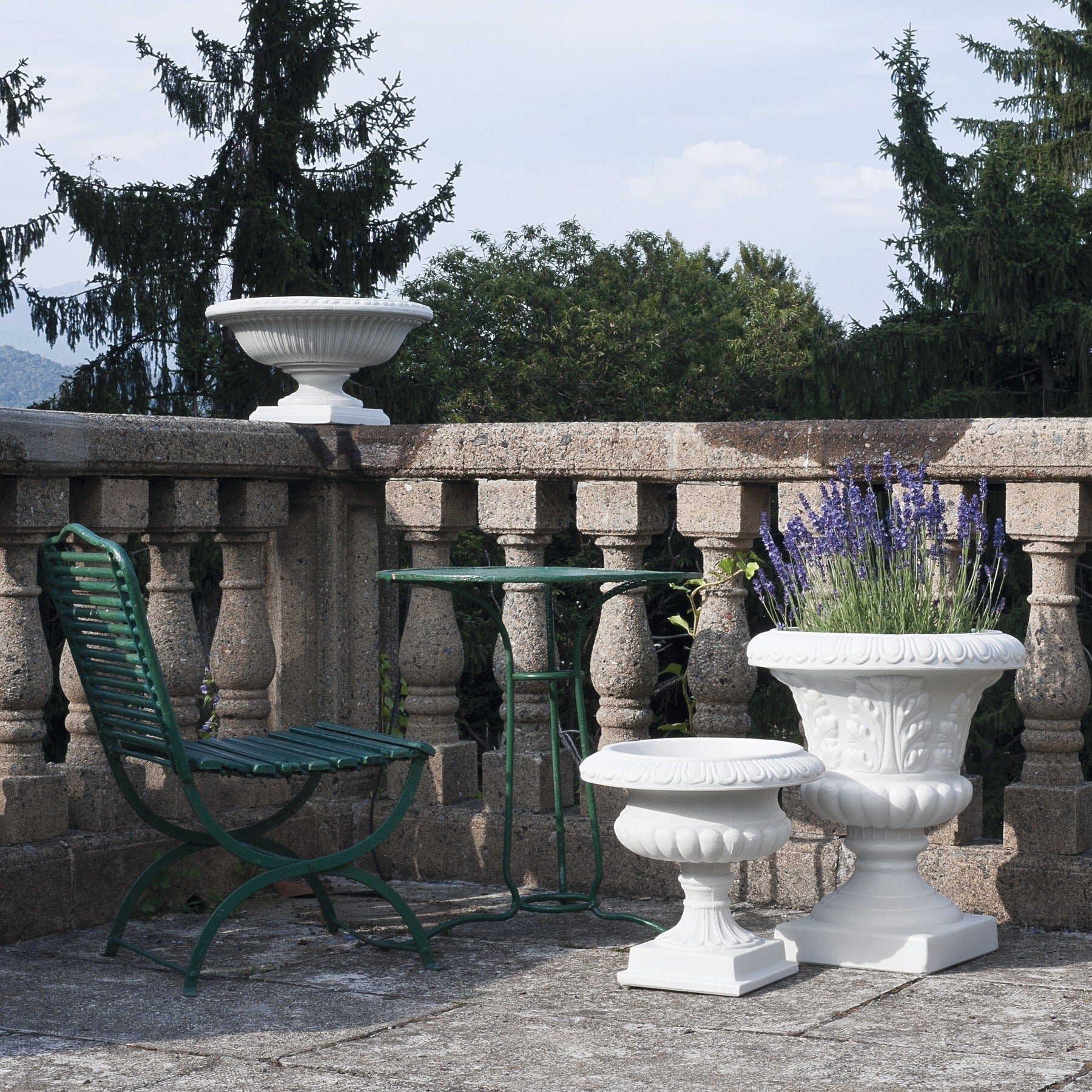 Decorati - Calice Decorato by Serralunga Planters